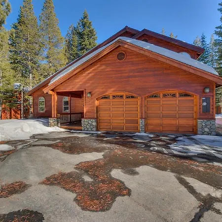 Matterhorn At Tahoe Donner 3000 Sqft 4 Bedroom With Private Hot Tub And Hoa Pool, Gym And Beach Access